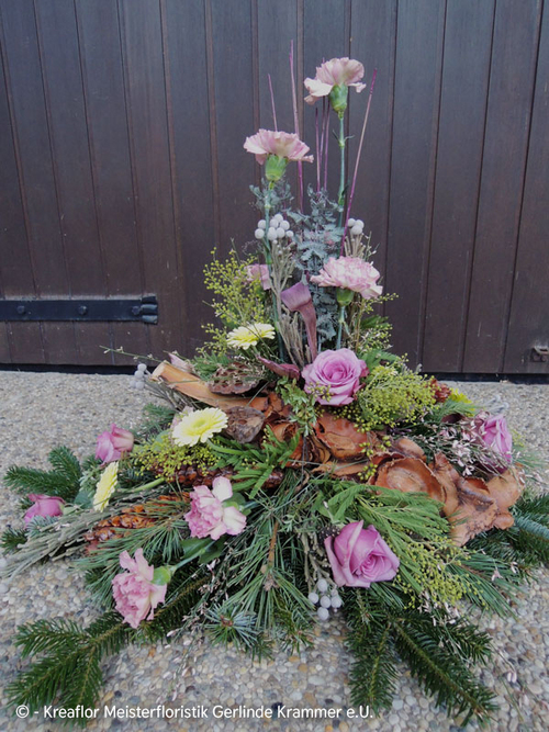 Gesteck Grabschmuck